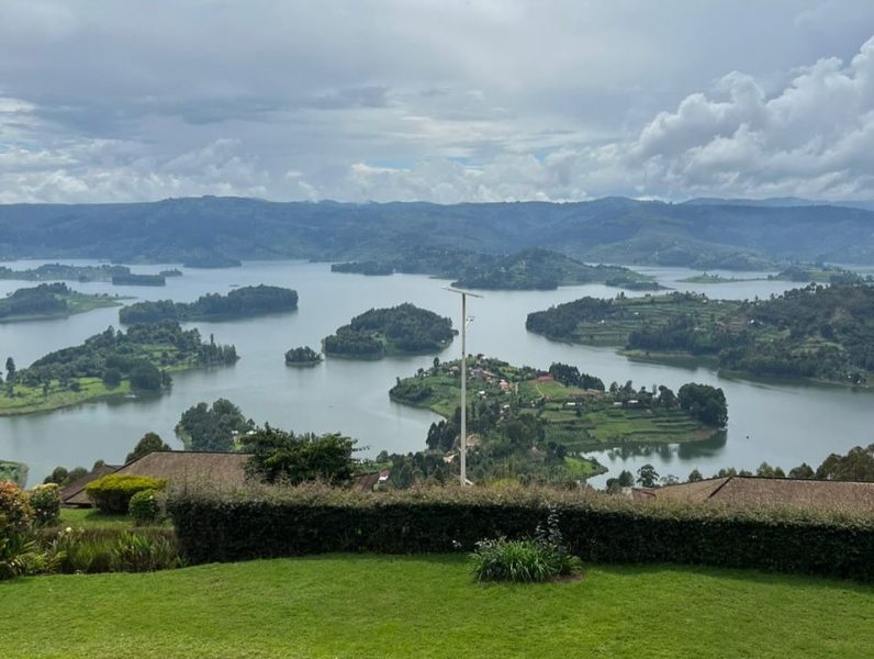 Uganda - Bwindi Impenetrable Forest Gorilla Trekking